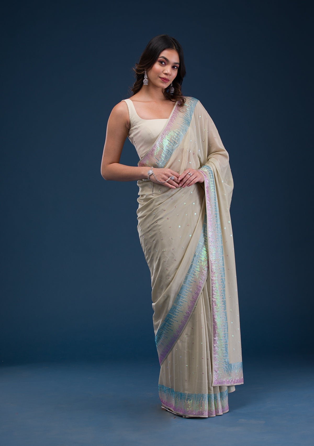 Glistening Pista Green Georgette Saree with Dazzling Sequins - Image 4