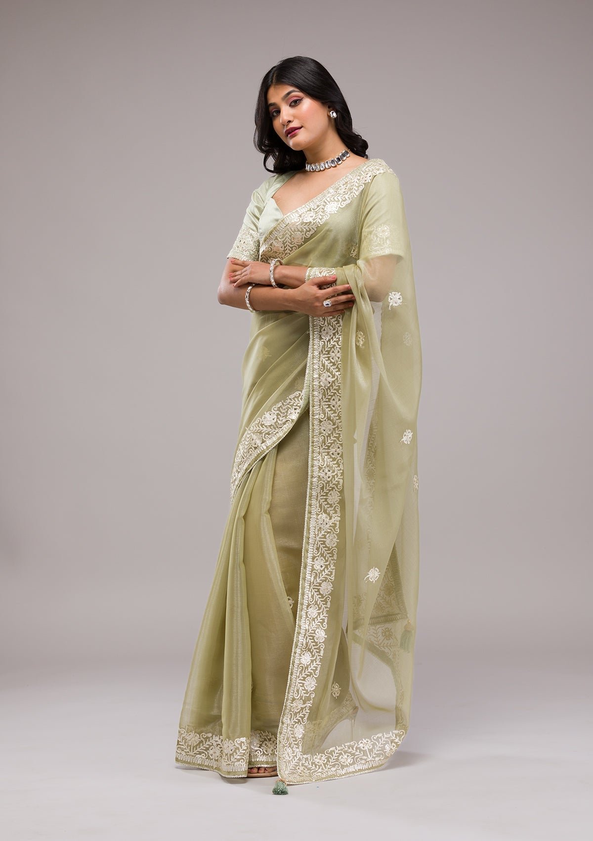 Elegant Pista Green Semi Crepe Saree with Intricate Zariwork