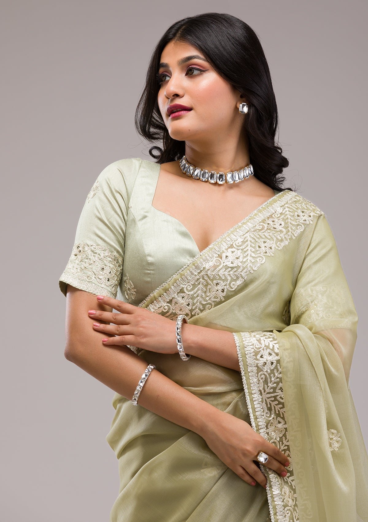 Elegant Pista Green Semi Crepe Saree with Intricate Zariwork - Image 6